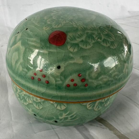 Vintage Celadon Porcelain 3 Piece Tea Infuser Strainer Cup Set Deer Floral - Picture 2 of 13